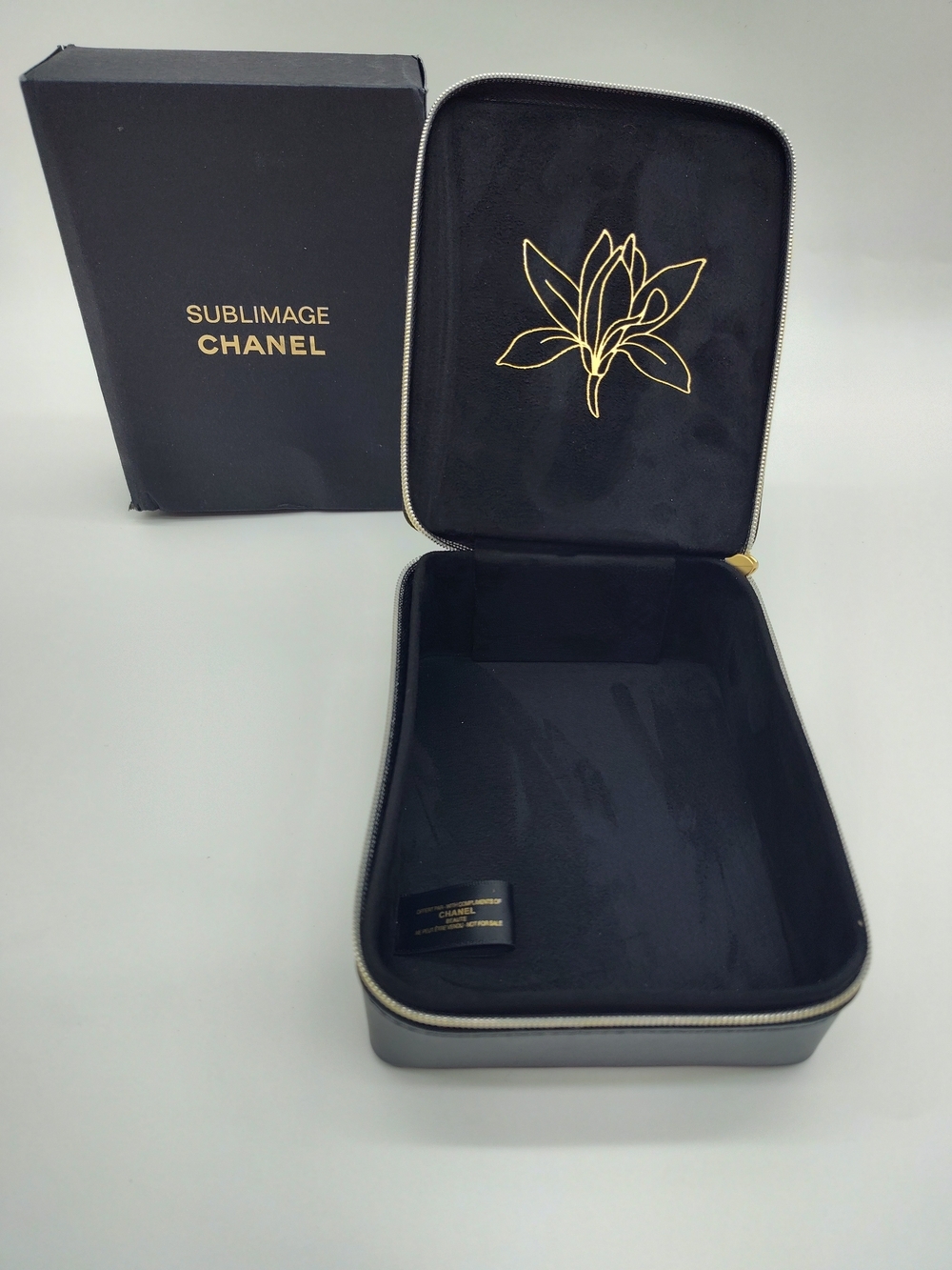 CHANEL SUBLIMAGE Black Vanity Case Jewelry Travel Organizer Beauty Case NIB NWT